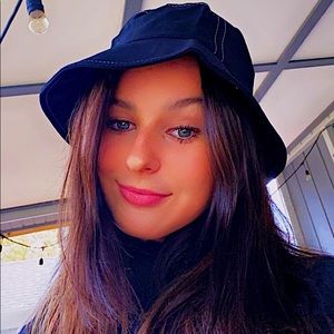 Meet your Posher, Sadie